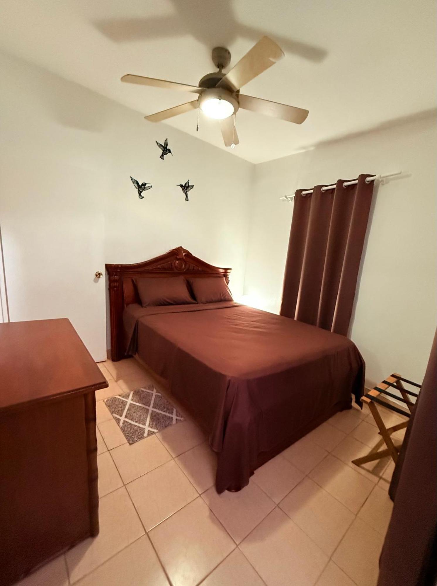 Hill Top Cottage La Savane Esterno foto